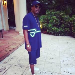 Meet your Posher, Kenyon